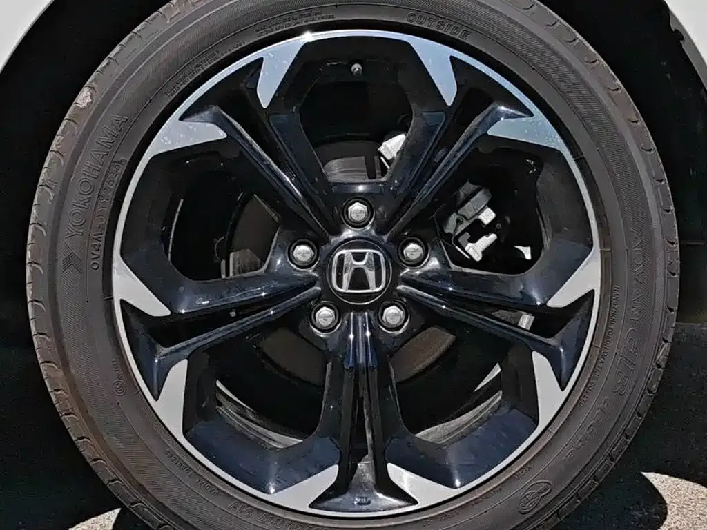 Honda Civic — фото 3