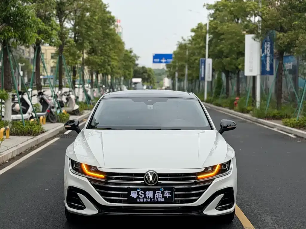 Volkswagen CC — фото 9