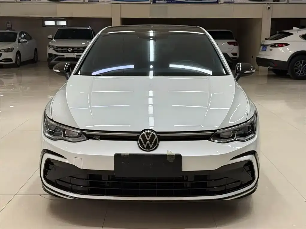 Volkswagen Golf — фото 9
