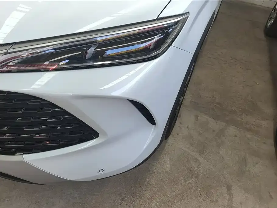 BYD L DM-i — фото 10