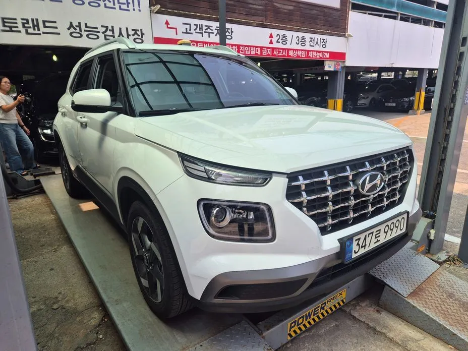 Hyundai Venue 2021 из KR, фото 9