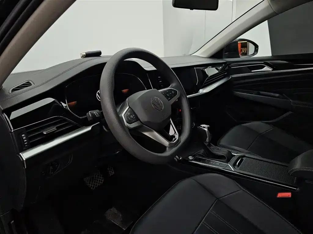 Volkswagen Passat — фото 3
