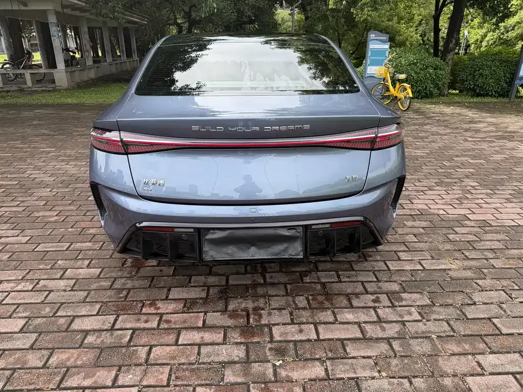 BYD Seal — фото 6