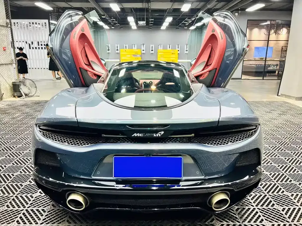 McLaren GT — фото 9
