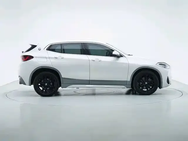BMW X2 — фото 9