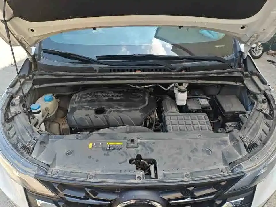 GAC Motor Trumpchi M6 — фото 10