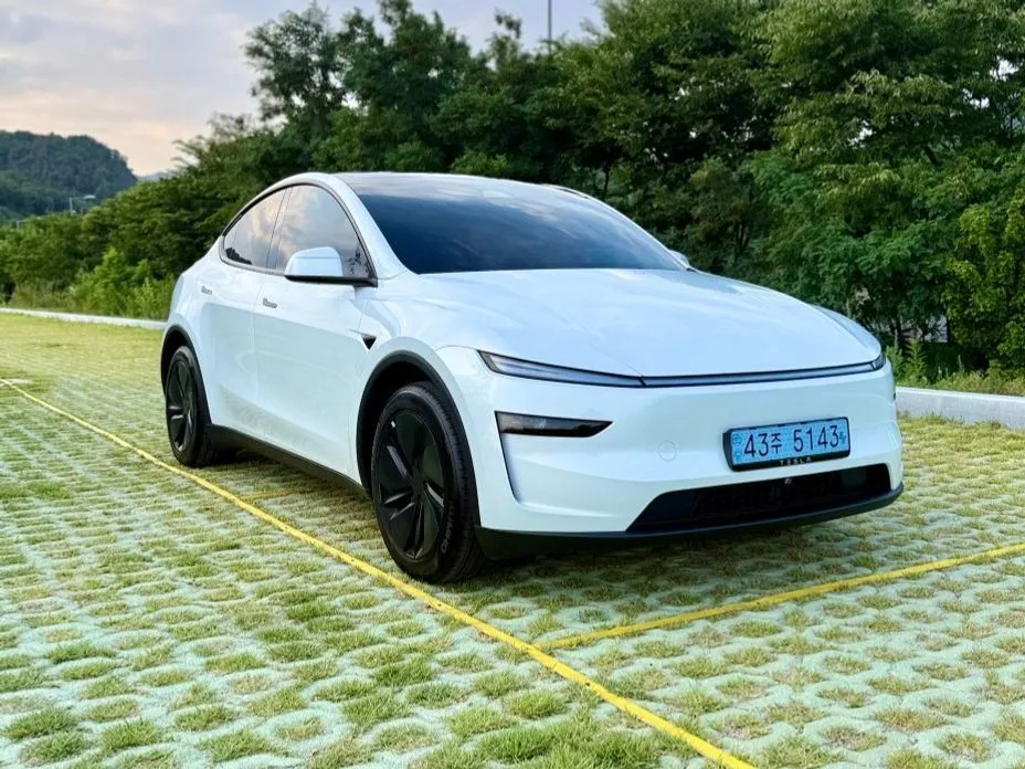 Tesla Model Y — фото 2