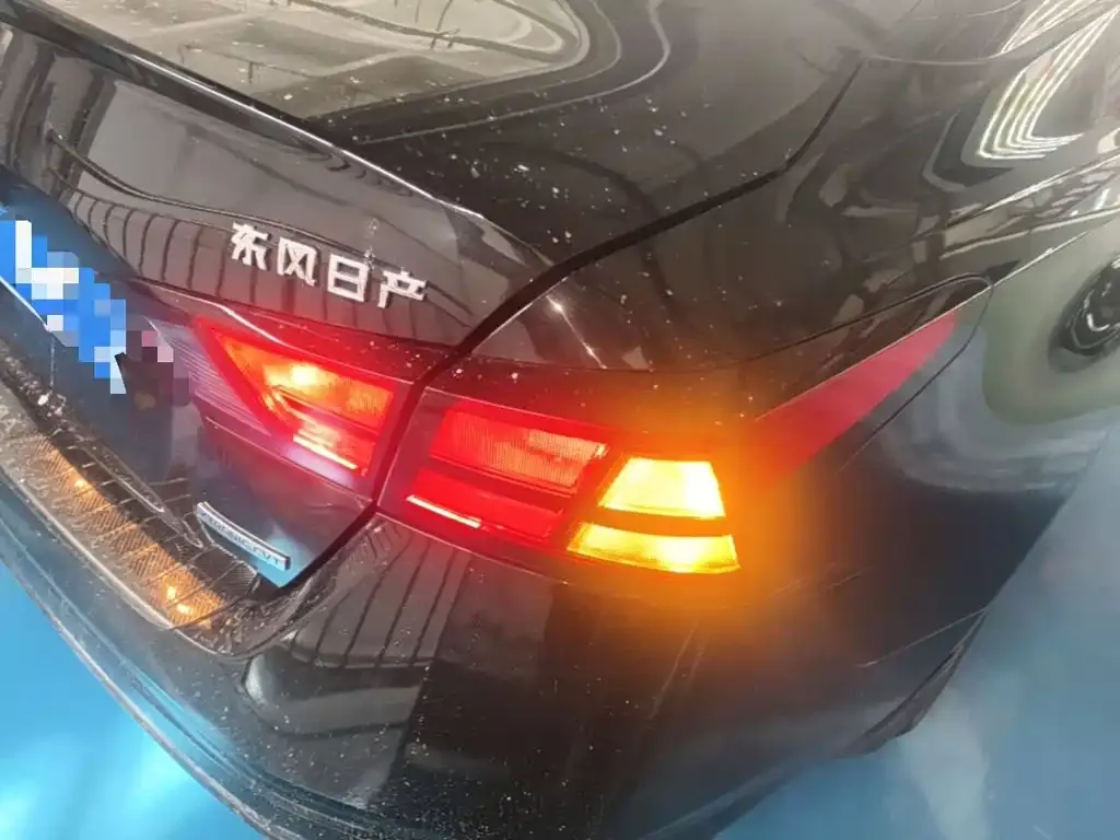Nissan Teana — фото 4