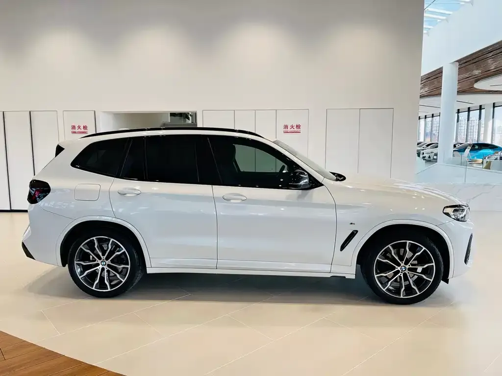 BMW X3 — фото 3