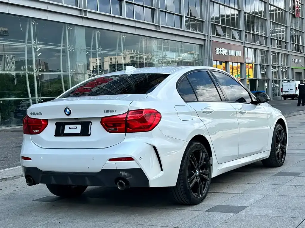 BMW 1 Series — фото 3
