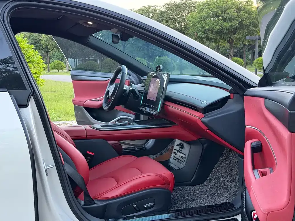 Xiaomi SU7 — фото 6