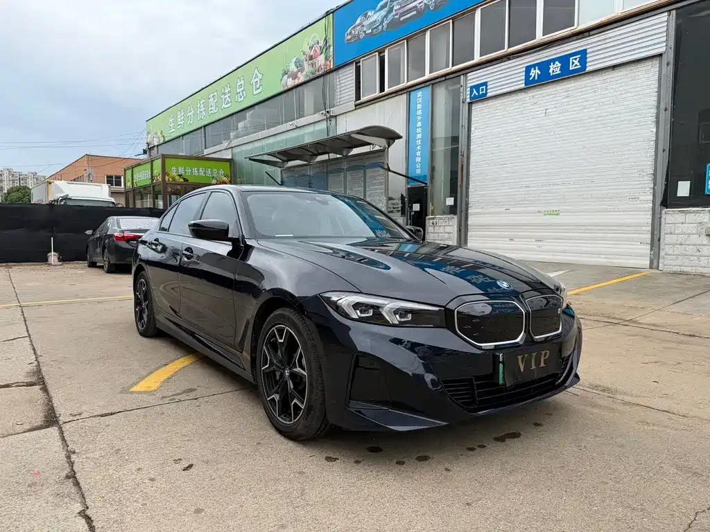 BMW i3 — фото 10