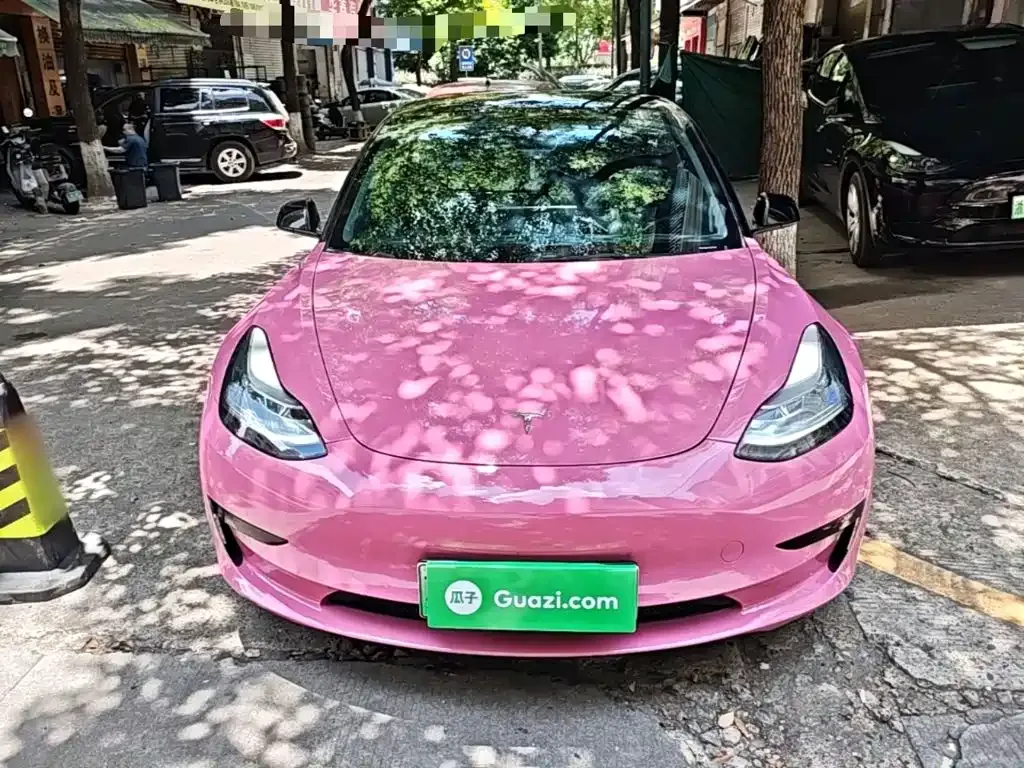 Tesla Model 3 — фото 10