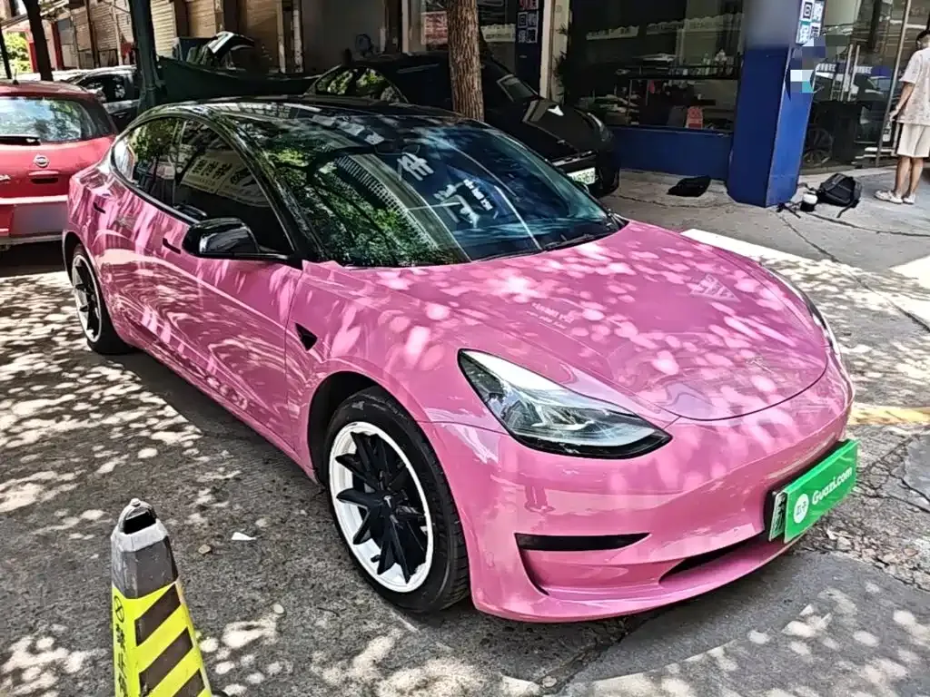 Tesla Model 3 — фото 7