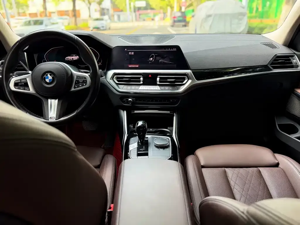 BMW 3 Series 2022 из CN, фото 5