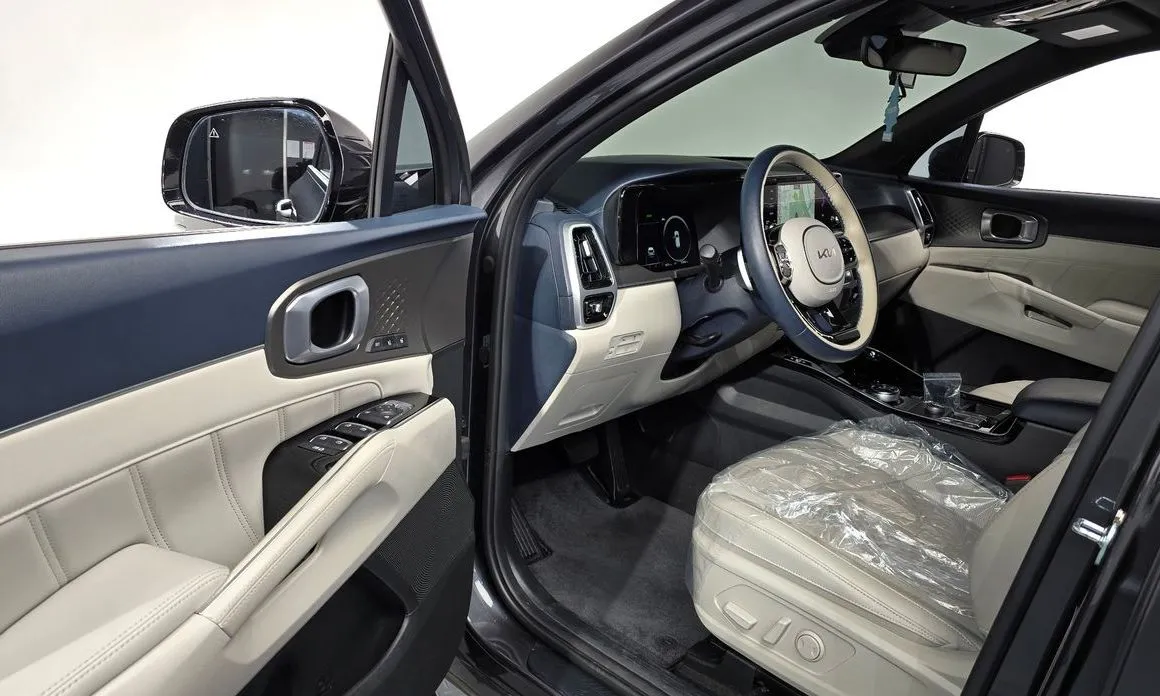 Kia Sorento — фото 6