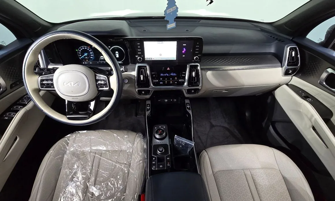 Kia Sorento — фото 8