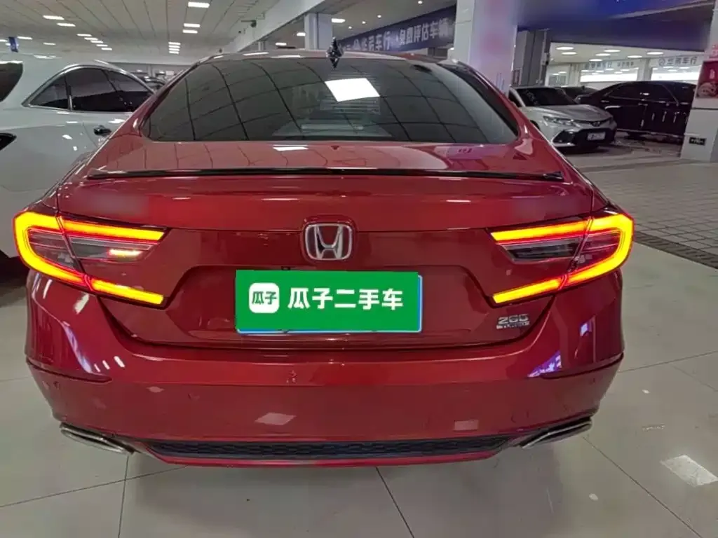 Honda Accord — фото 2