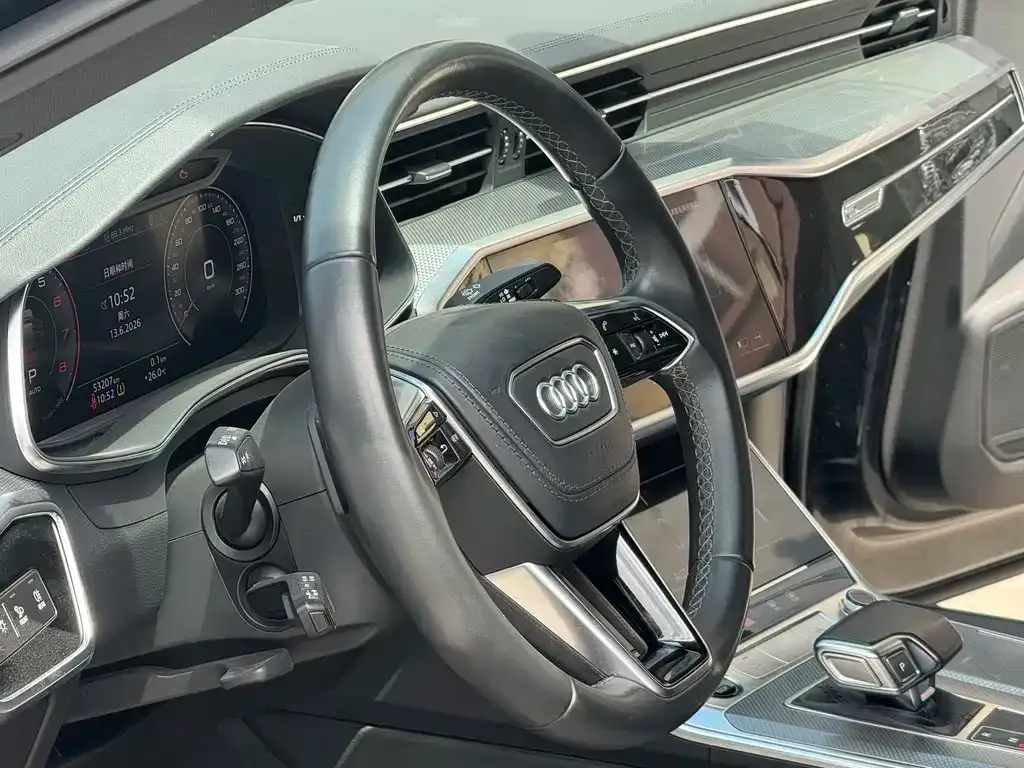 Audi A6L — фото 3
