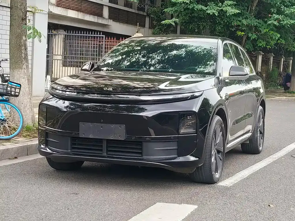 Li Auto L6
