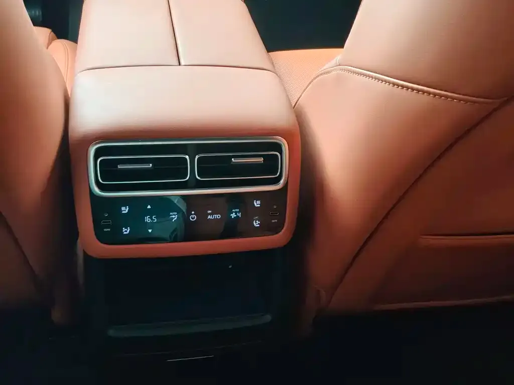 Li Auto L6 2024 из CN, фото 2