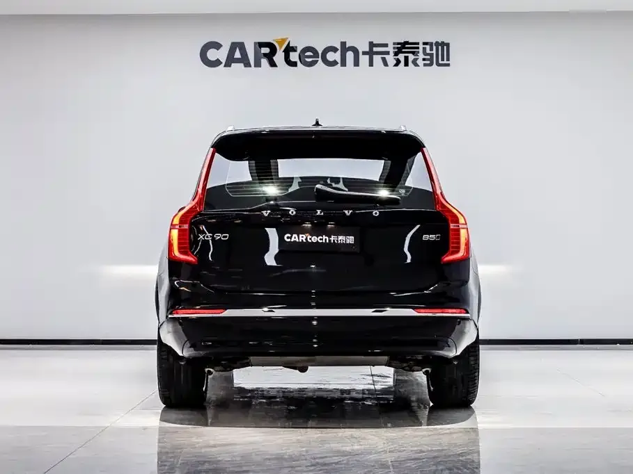 Volvo XC90 — фото 2