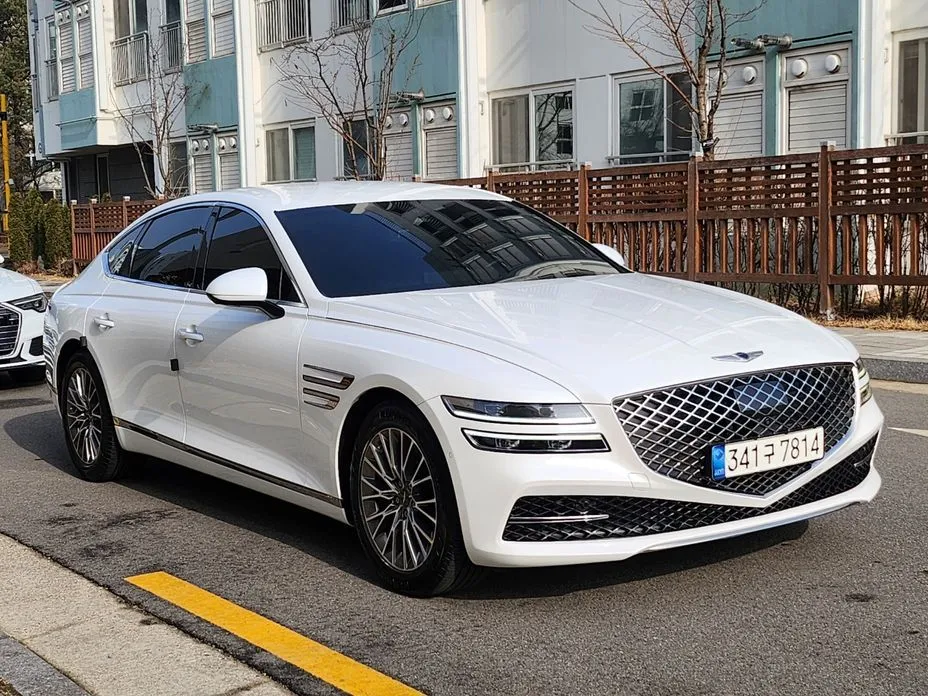 Genesis G80 — фото 10