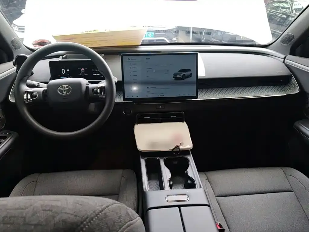 Toyota Platinum 3X — фото 4