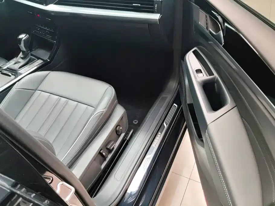 Volkswagen Passat — фото 4