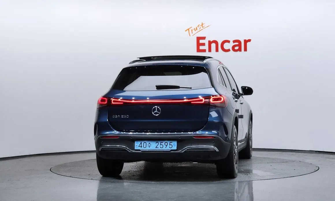 Mercedes-Benz EQA — фото 10