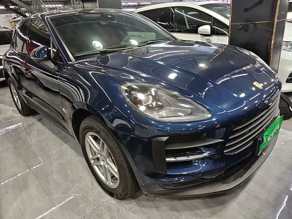 Porsche Macan — фото 9