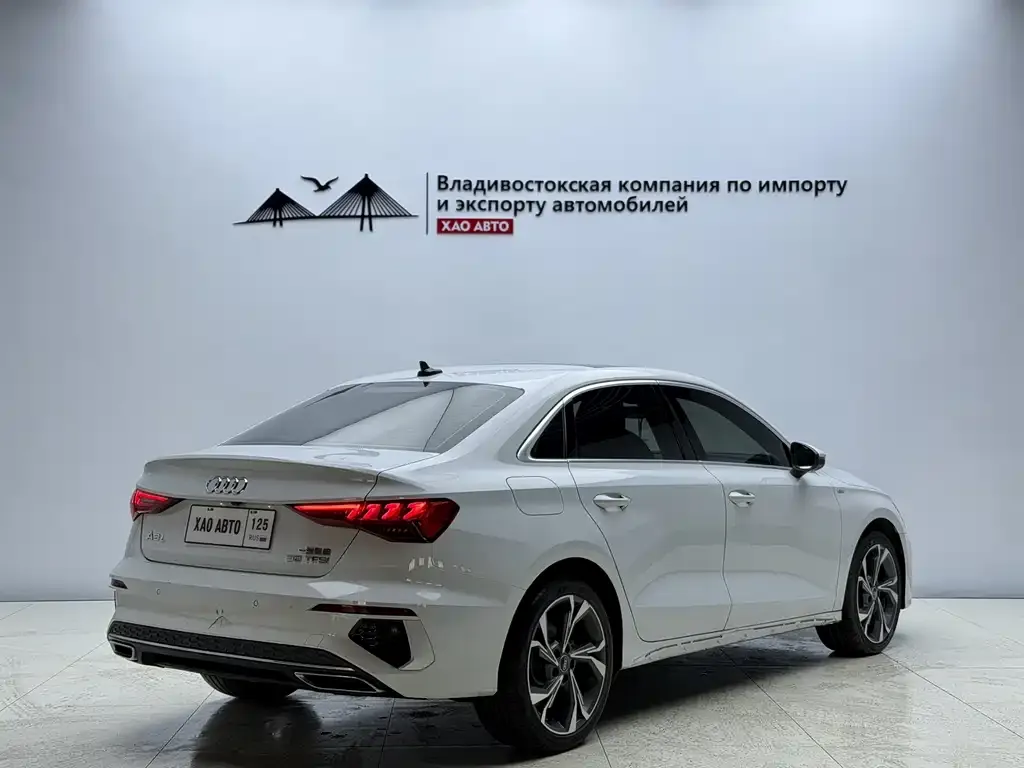 Audi A3 — фото 2