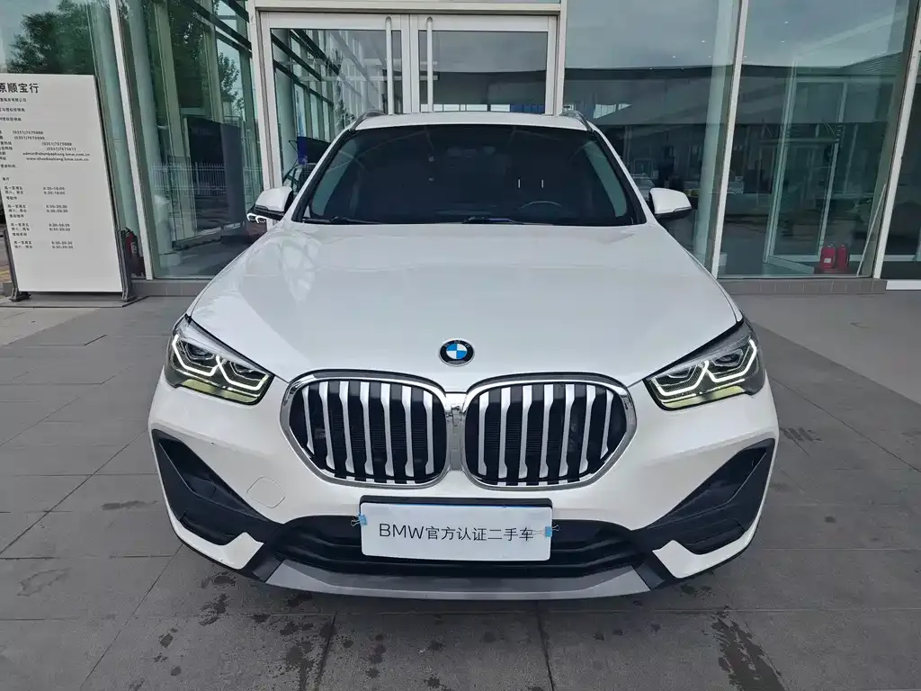 BMW X1 — фото 3
