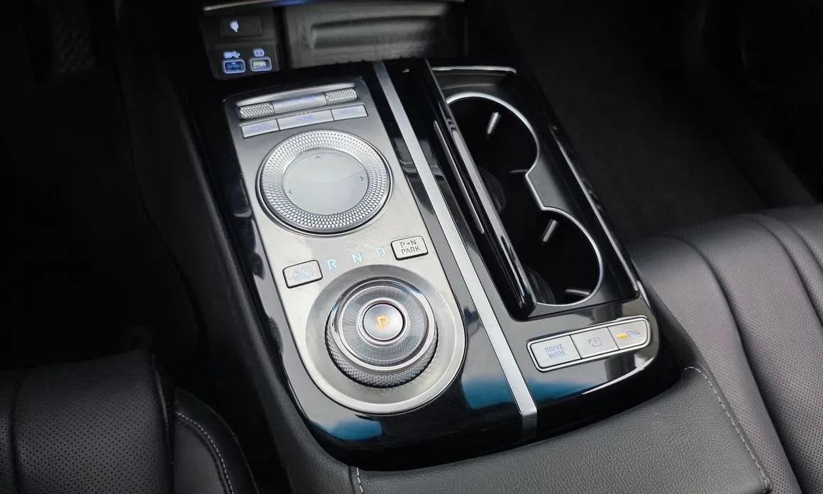 Genesis G80 — фото 6