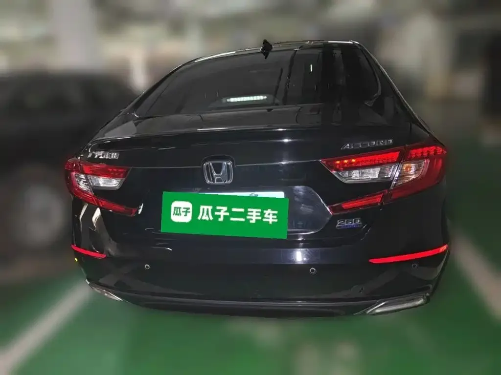 Honda Accord — фото 10