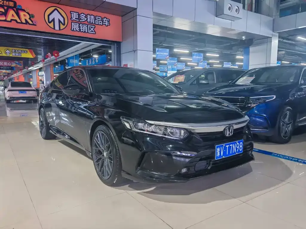 Honda Inspire — фото 10