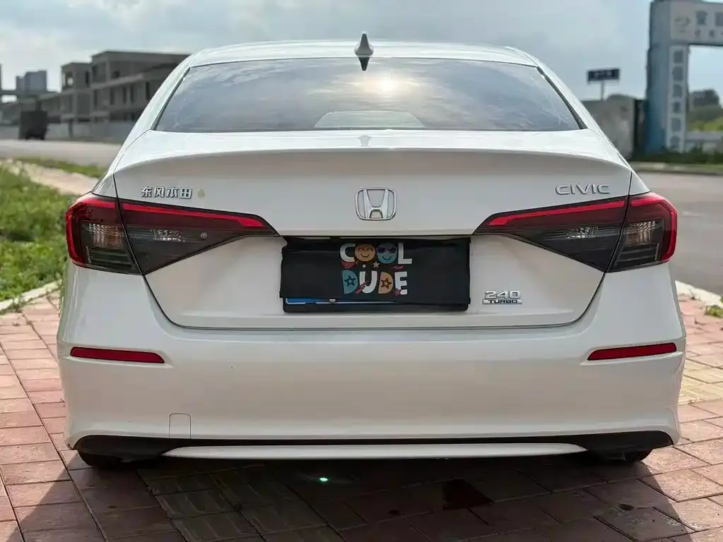 Honda Civic — фото 2