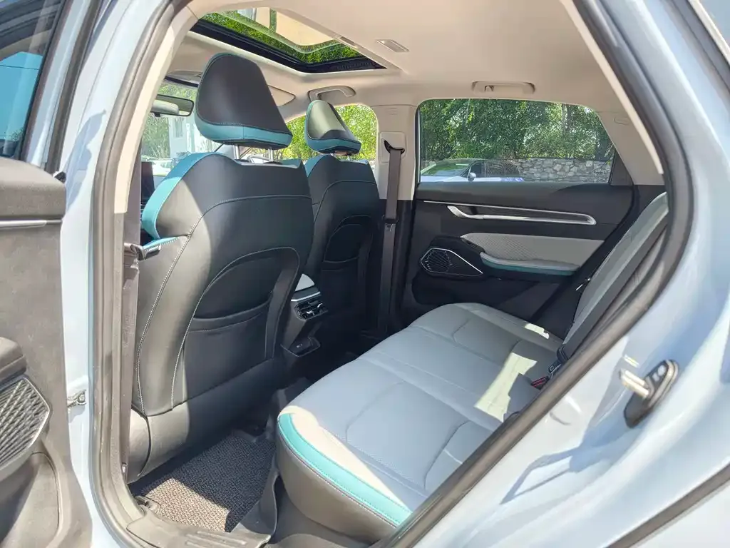 Geely Emgrand 2024 из CN, фото 9