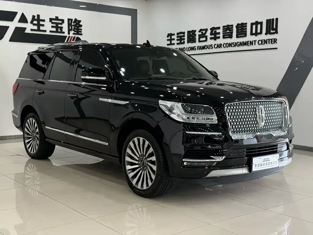 Lincoln Navigator — фото 10