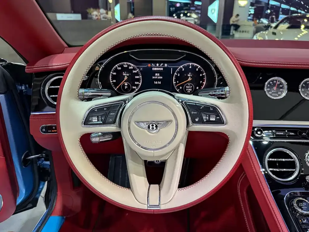 Bentley Continental — фото 5
