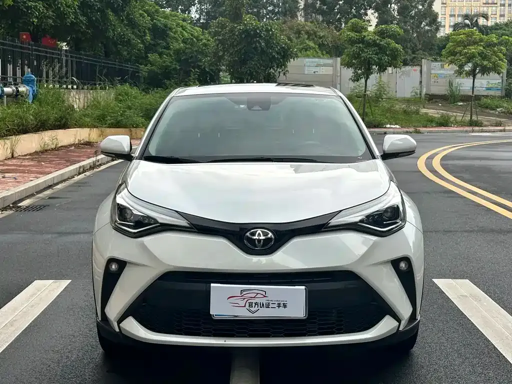Toyota C-HR — фото 7