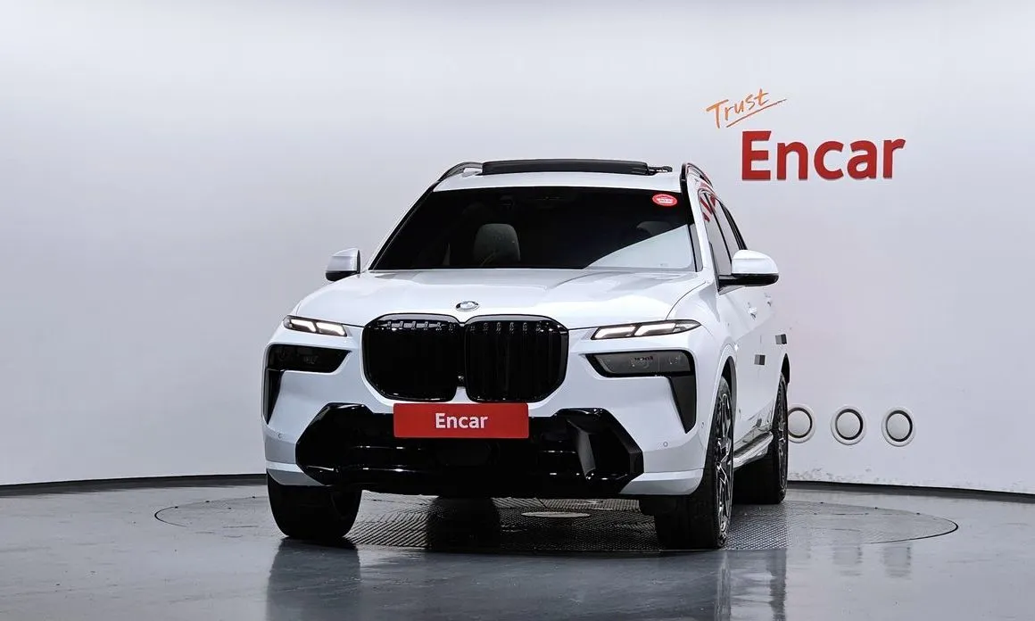 BMW X7 — фото 3