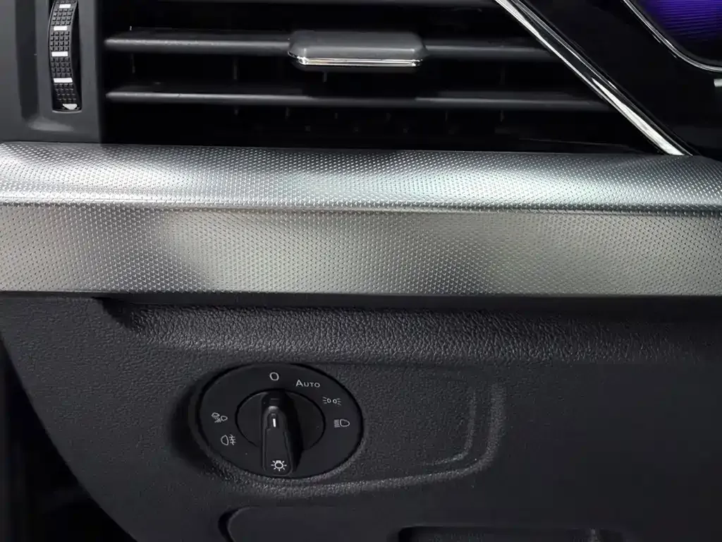 Volkswagen Passat — фото 7