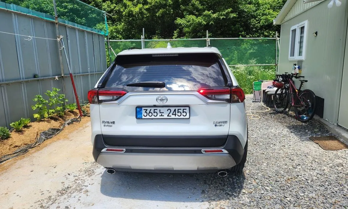Toyota RAV4 2025 из KR, фото 7
