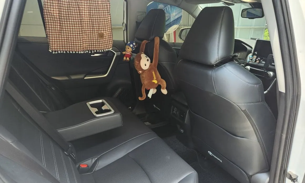 Toyota RAV4 2025 из KR, фото 4