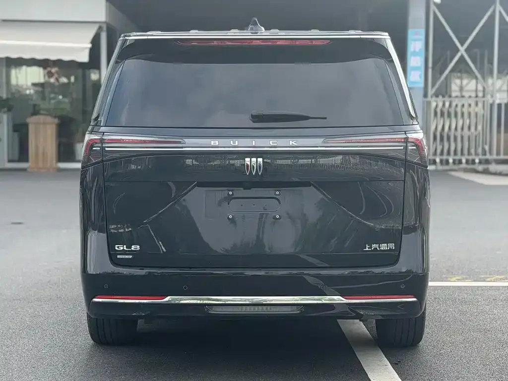 Buick GL8 Hybrid — фото 8