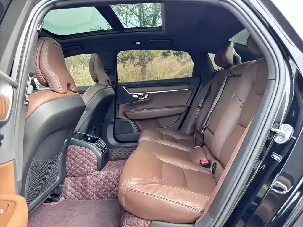 Volvo S90 — фото 4