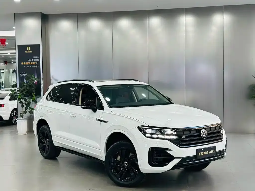 Volkswagen Touareg — фото 4