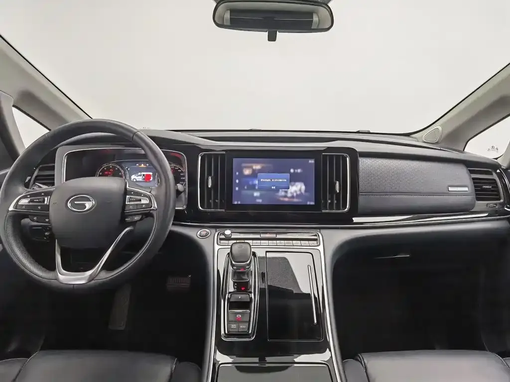 GAC Motor Trumpchi M8 — фото 6