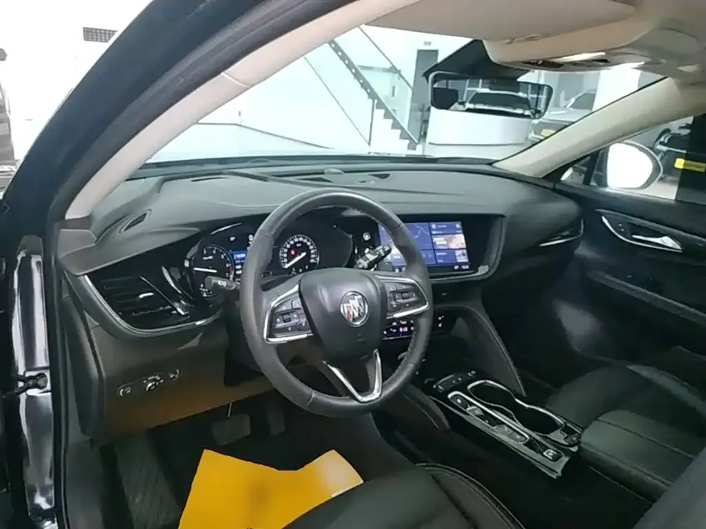 Buick Envision Plus — фото 4